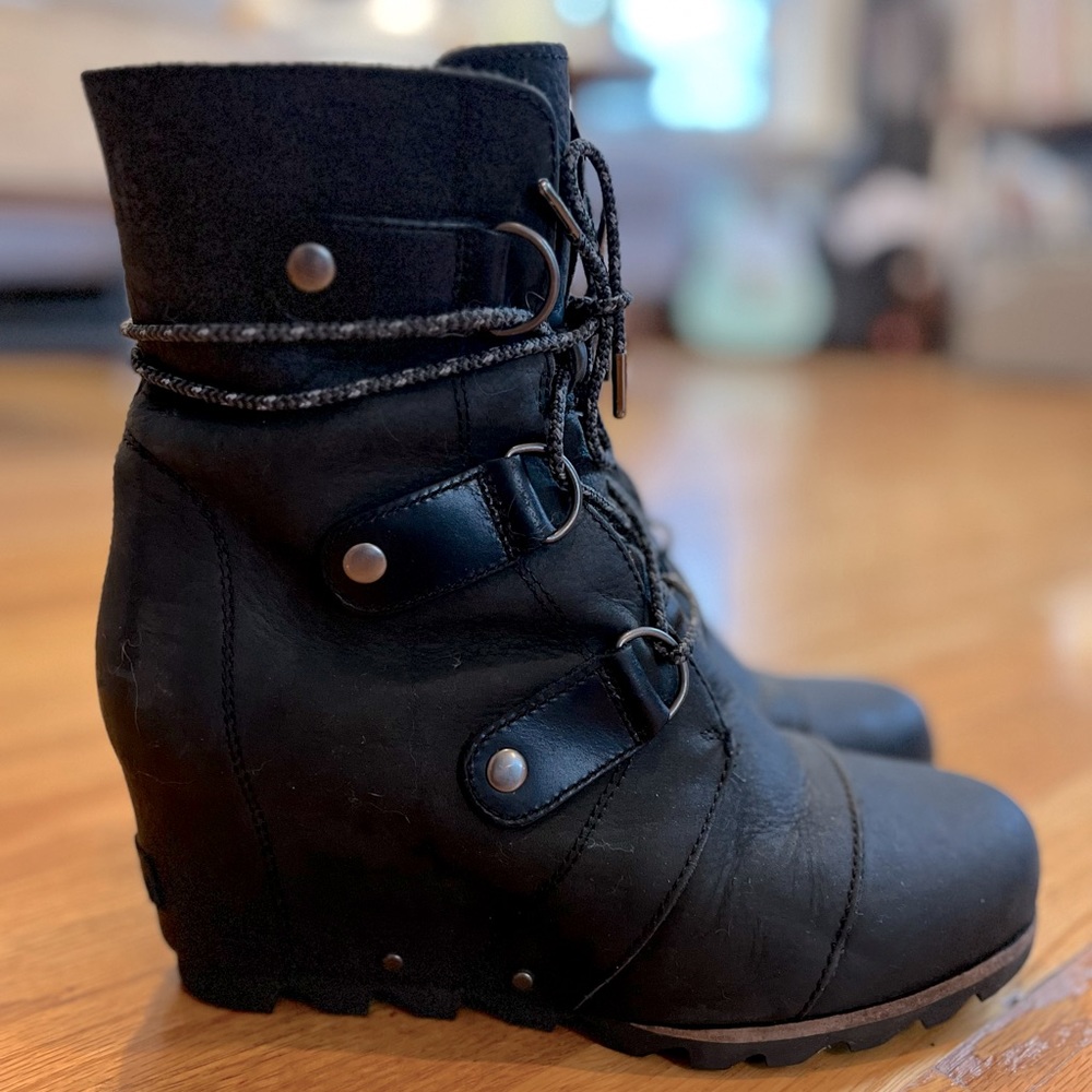 Sorel Joan of Arc II Wedge Boots